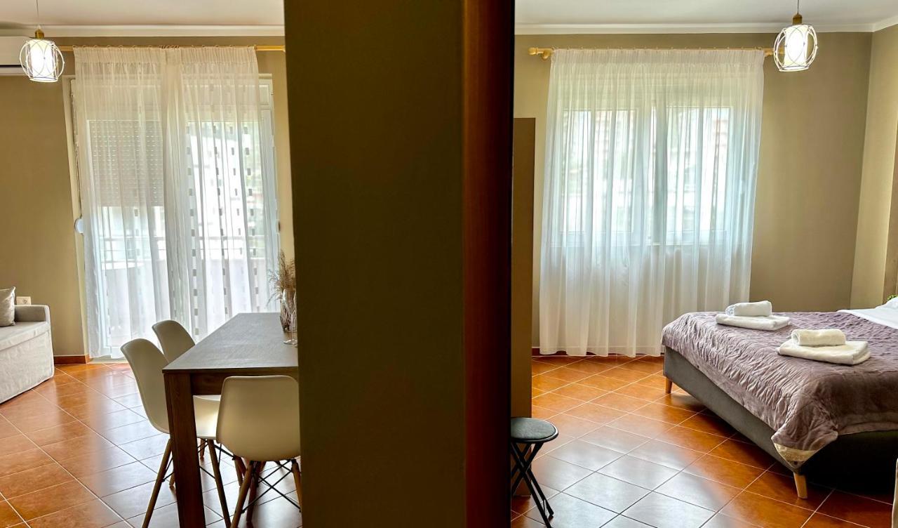 Family Suite Residence Vlore Luaran gambar